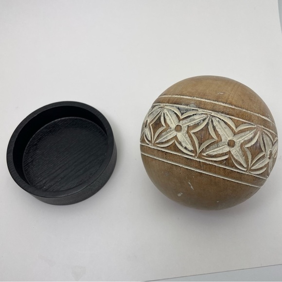 Carved Wooden Sphere Ball on Stand - Picture 3 of 9